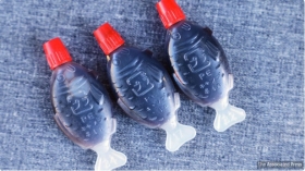 Australian state bans plastic fish soy sauce bottles favored by sushi eaters
